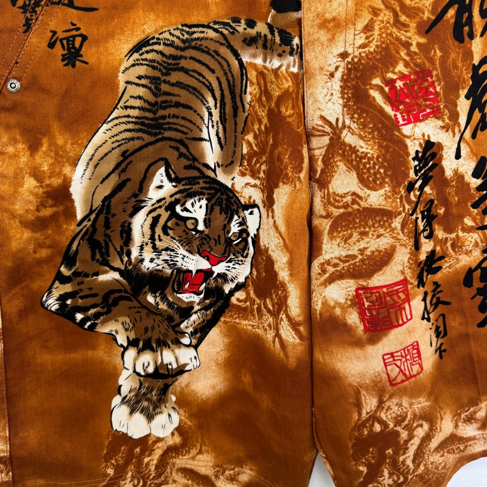 NWT Impaq Millennium Jeans Rust Orange Tiger Graphic Print Shorts Mens 34 - Picture 2 of 7
